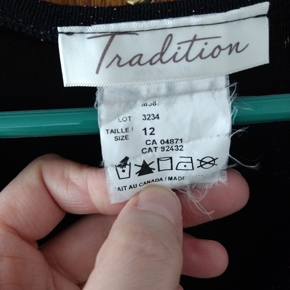 Dressy sparkling top that is a size 12. Brand Tradition - Picture 3 of 3